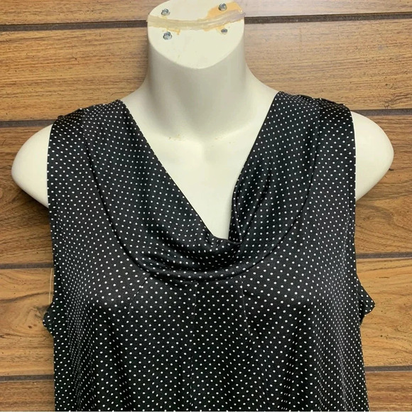 The Limited size large black/white polka dot sleeveless top very stretchy - Picture 4 of 8